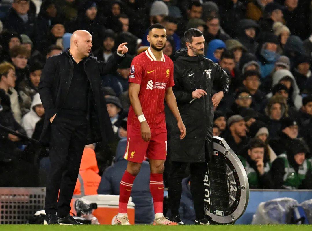 乐鱼app下载 -瓜迪奥拉回应利物浦球迷